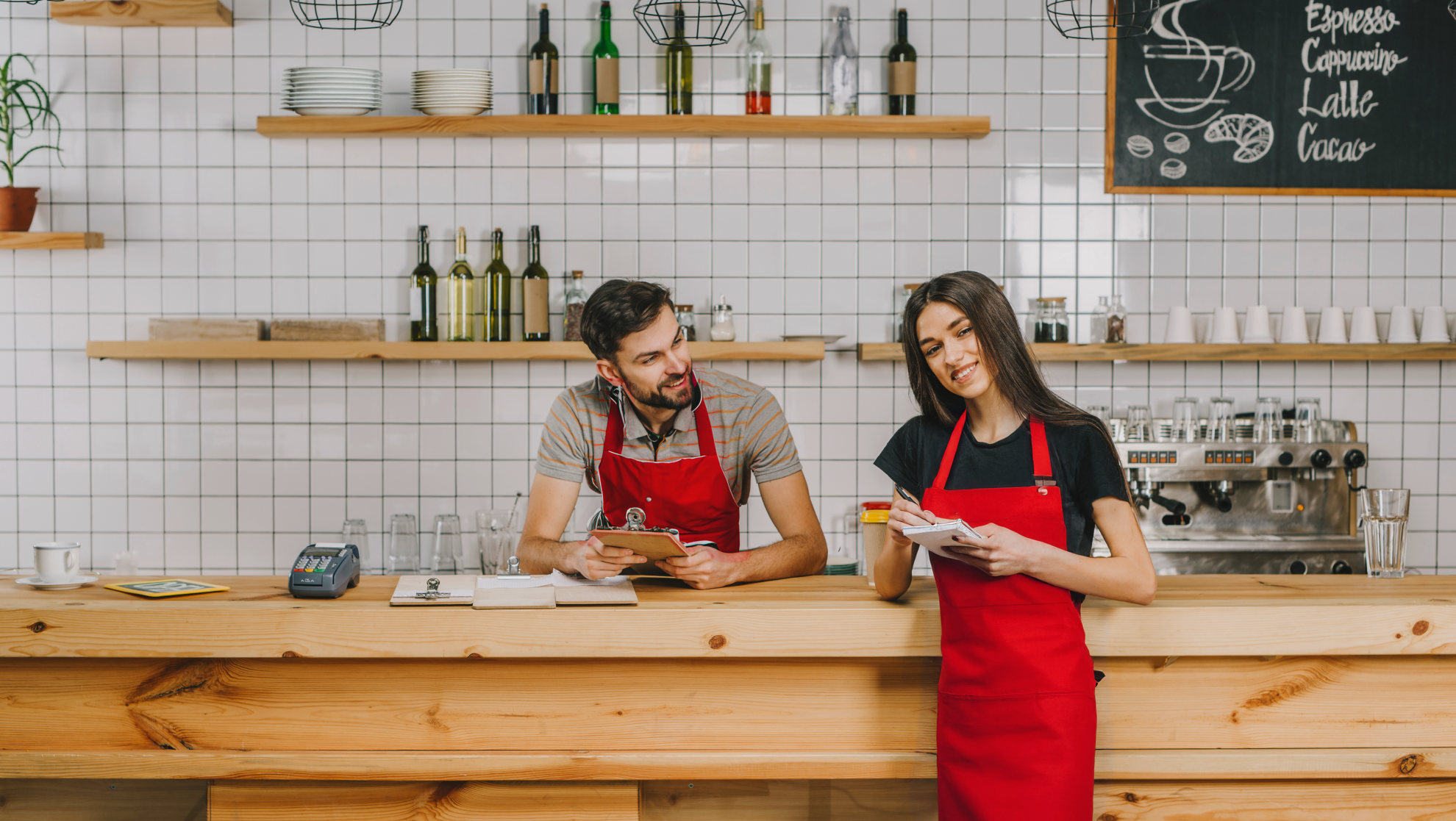 Dos trabajadores de una pyme